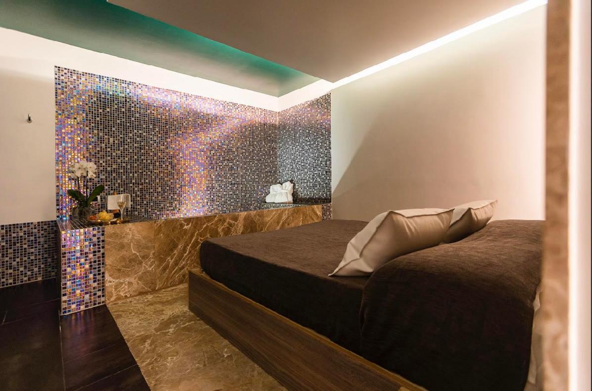 Hotel Tiro A Volo Pozzuoli Zewnętrze zdjęcie