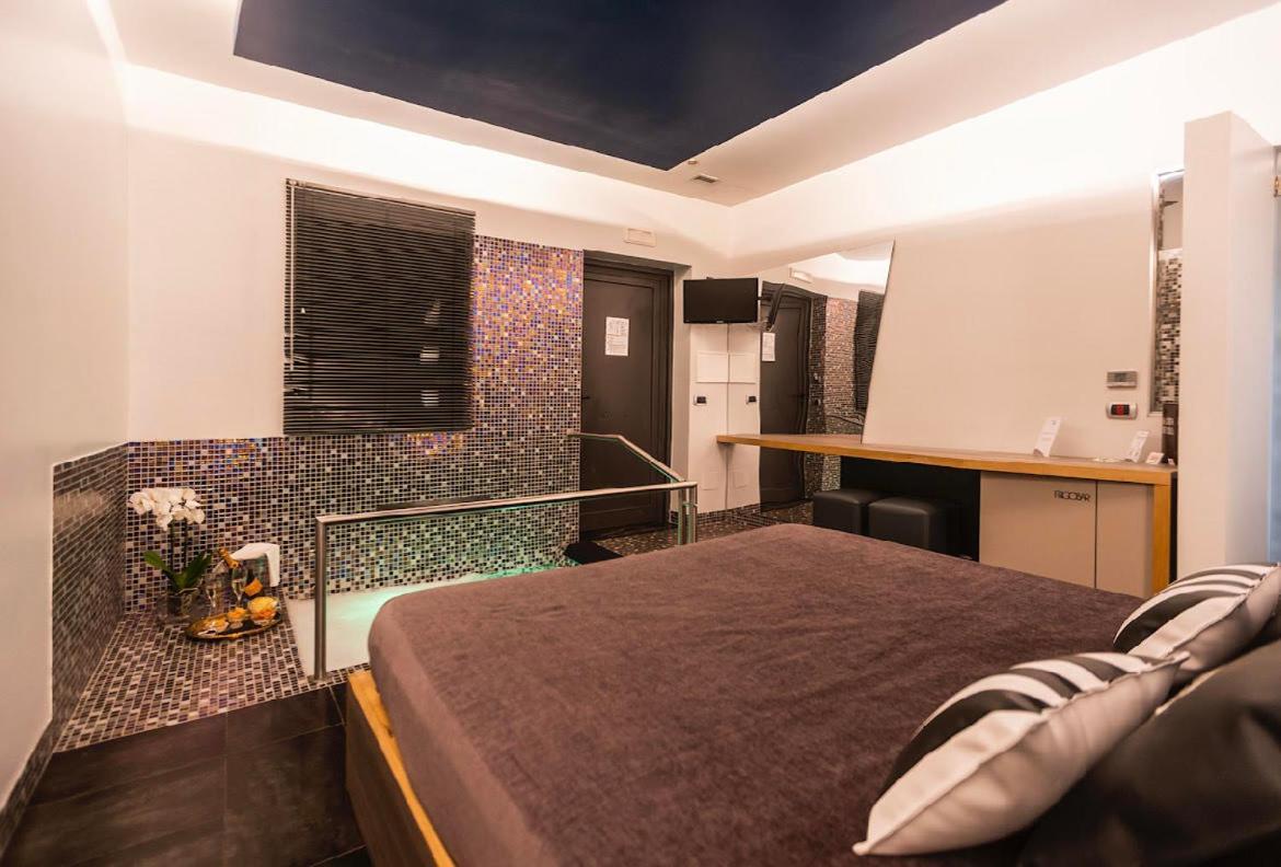 Hotel Tiro A Volo Pozzuoli Zewnętrze zdjęcie