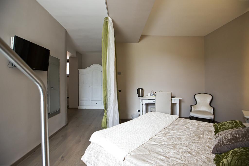 Hotel Tiro A Volo Pozzuoli Zewnętrze zdjęcie